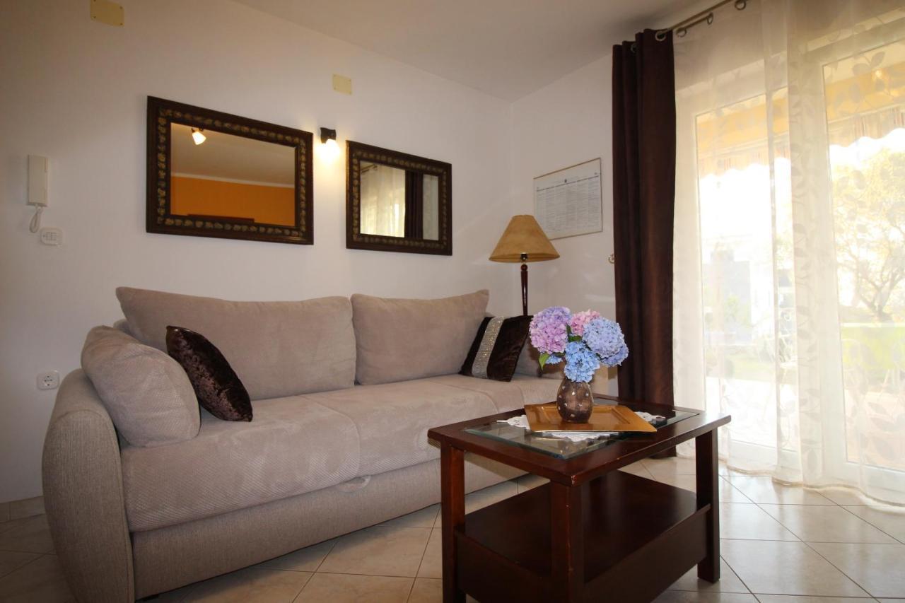 Apartmani Olea Krk Krk Town Exteriör bild