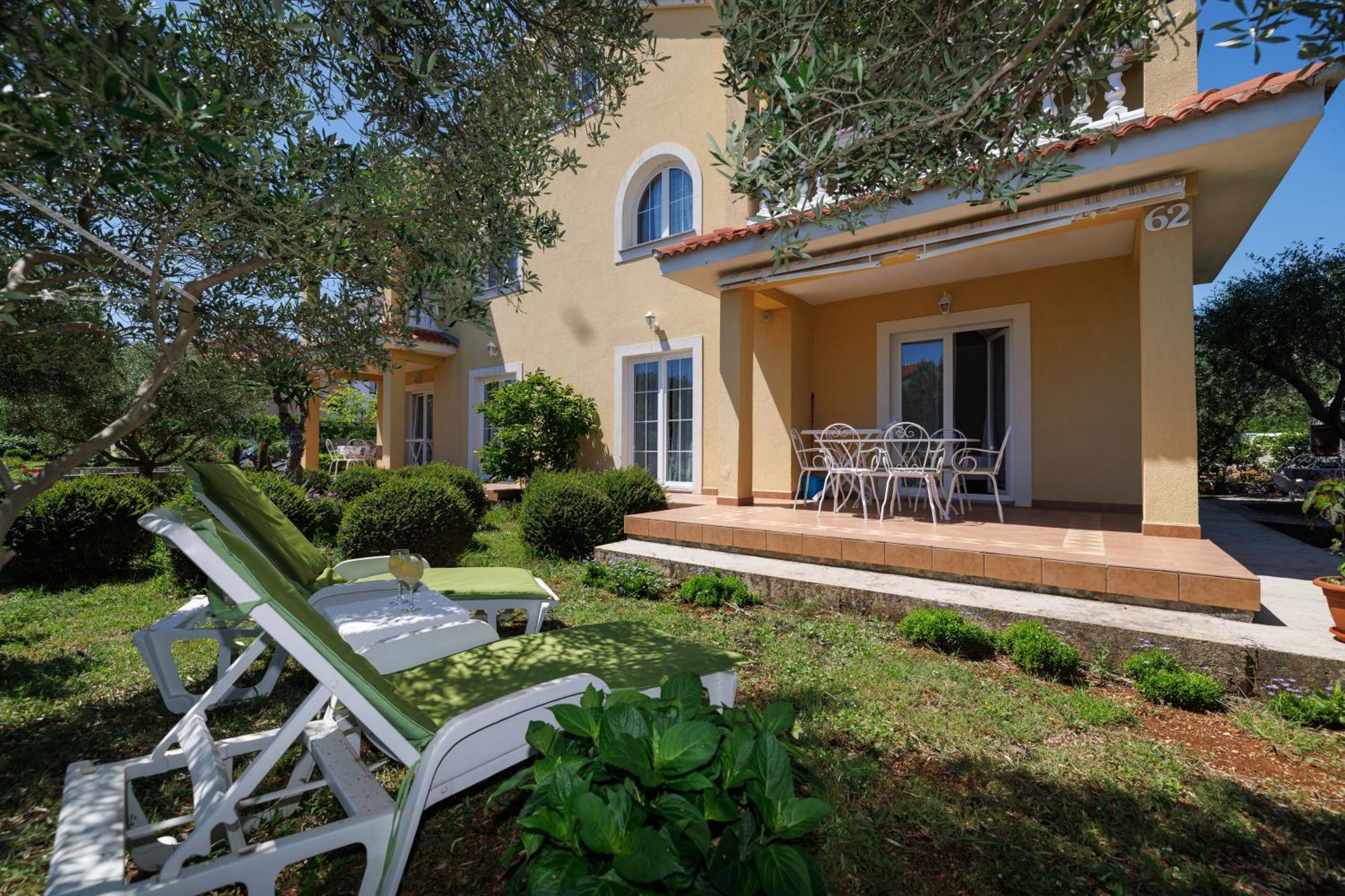 Apartmani Olea Krk Krk Town Exteriör bild