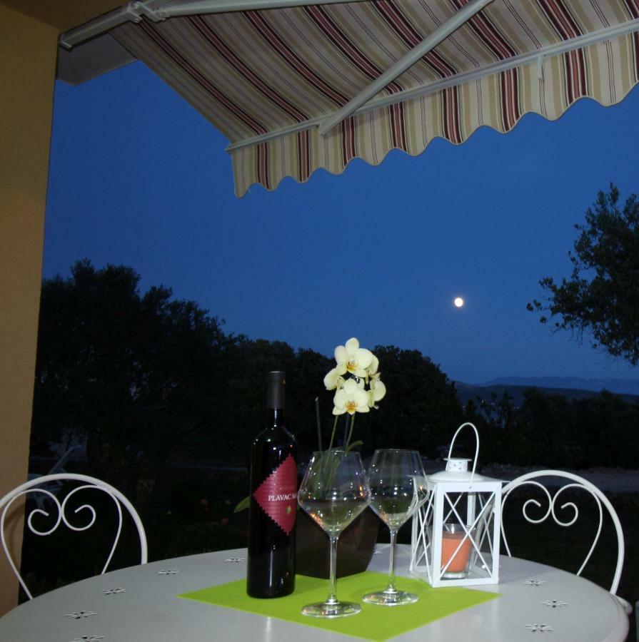 Apartmani Olea Krk Krk Town Exteriör bild